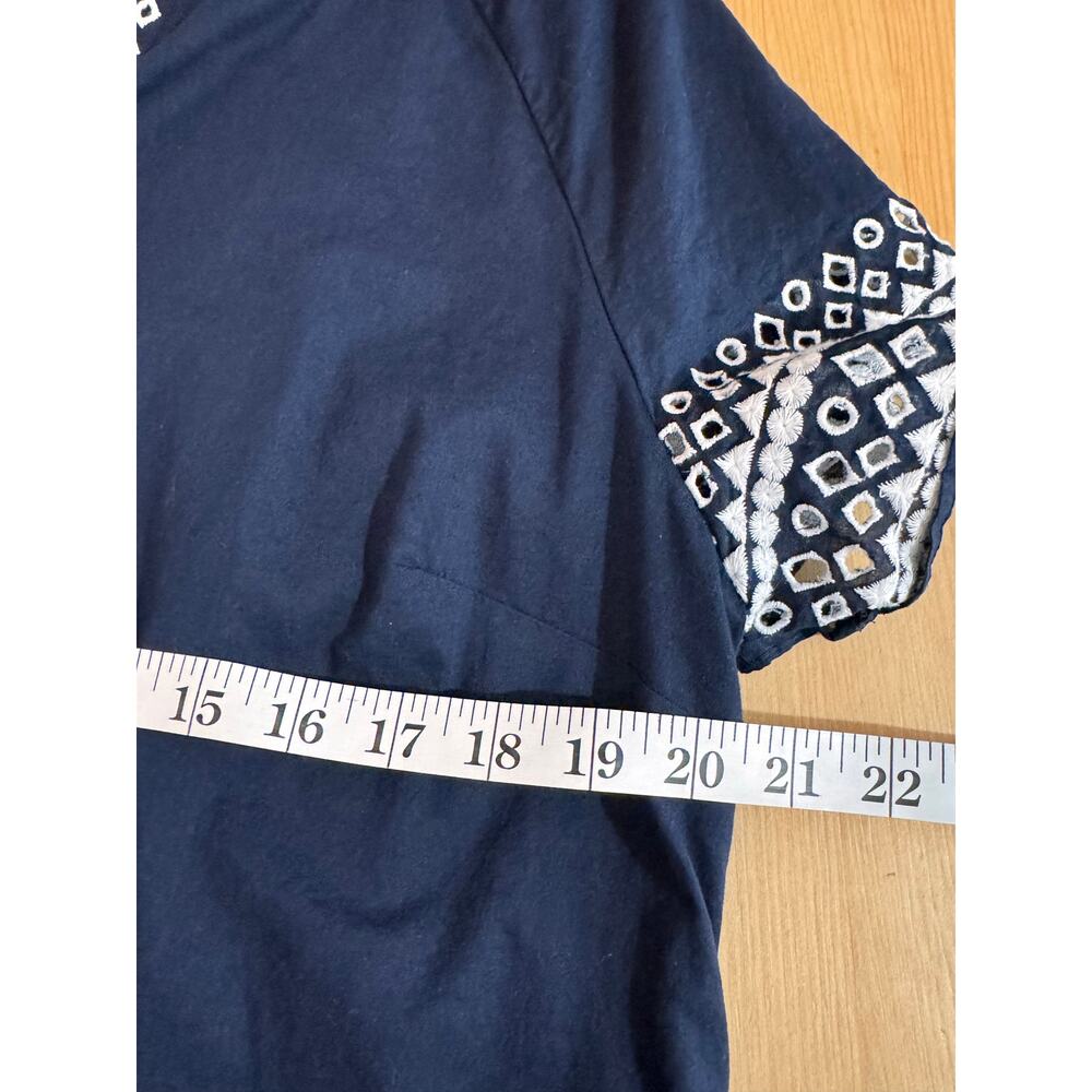 Talbots Womens Blouse Top Navy White Embroidered 100% Cotton L Coastal preppy - Picture 9 of 9